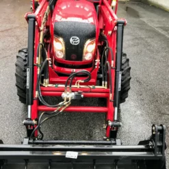 Frontlaster Fel-500KS Med Skuffe Montert På Traktor -Møbler Salgsbutikk org Frontlaster20Fel 500KS20med20skuffe20montert20pa20traktor 09