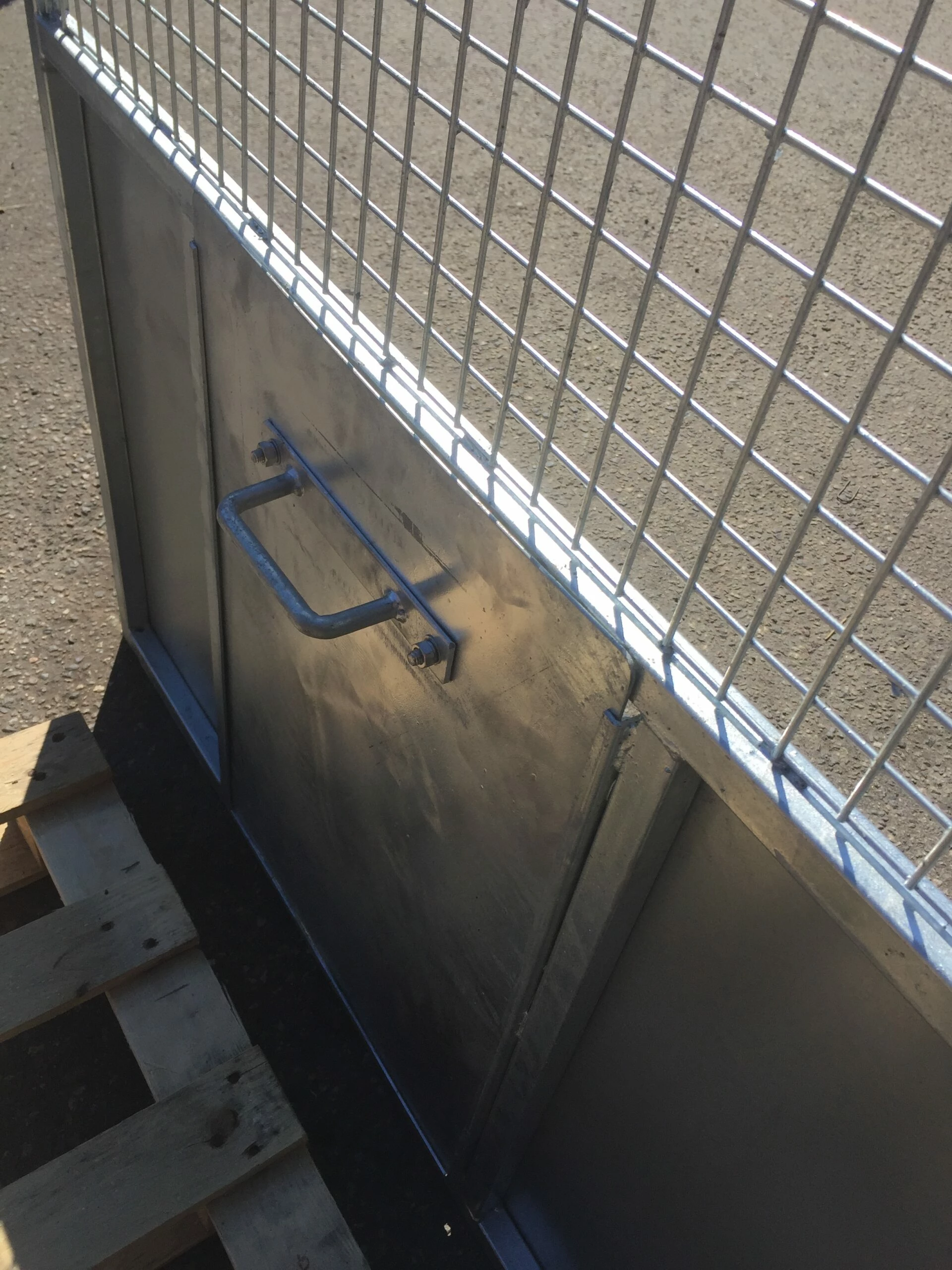 Sidedør Til Transportkasse Sau - Lam 4 Sidedør Til Transportkasse Sau - Lam - Bilde 2