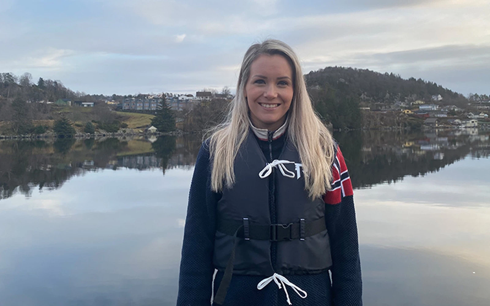 Regatta Pop Navy Flytevest 50-70 Kg 6 Regatta Pop Navy Flytevest 50-70 Kg - Bilde 4