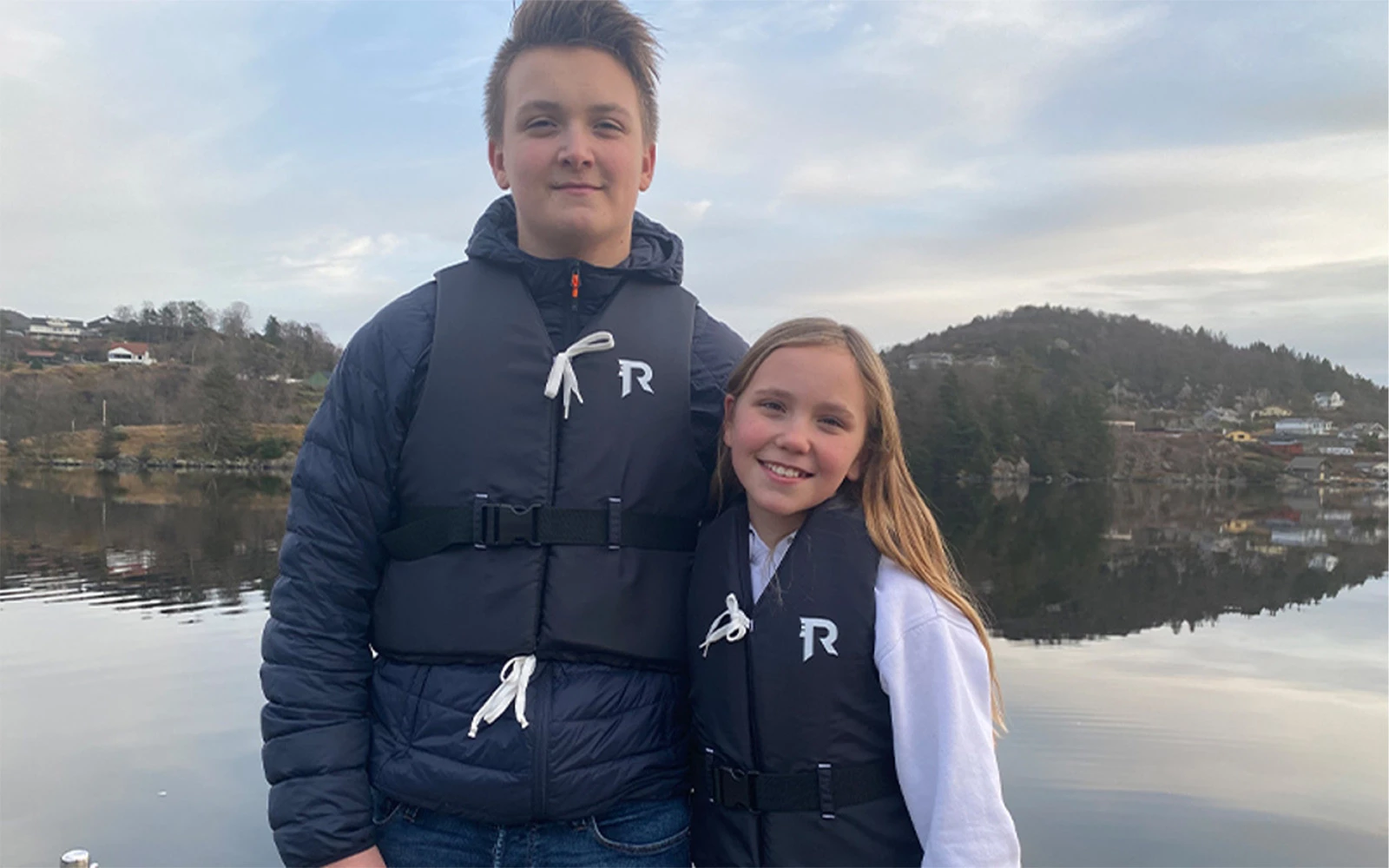 Regatta Pop Navy Flytevest 50-70 Kg 7 Regatta Pop Navy Flytevest 50-70 Kg - Bilde 5