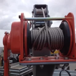 Manuell Vinsj 2000 Kg 15 Meter Syrefast Vaier -Møbler Salgsbutikk org Winch20MARINE20med20syrefast20vaier