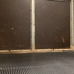 Bondematten I Gummi - Tykkelse 12 MM -Møbler Salgsbutikk org bondematte 12 08