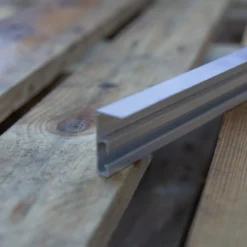 Brakett For Vegg Til Strimmelport Med Magnet -Møbler Salgsbutikk org brakett vegg strimmelport magnetisk 05