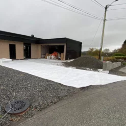 Fiberduk Klasse 2 2x110 Meter -Møbler Salgsbutikk org fiberduk hvit 4x110 023