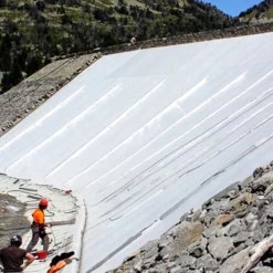 Fiberduk Klasse 3 5x110 Meter -Møbler Salgsbutikk org fiberduk hvit 4x110 051