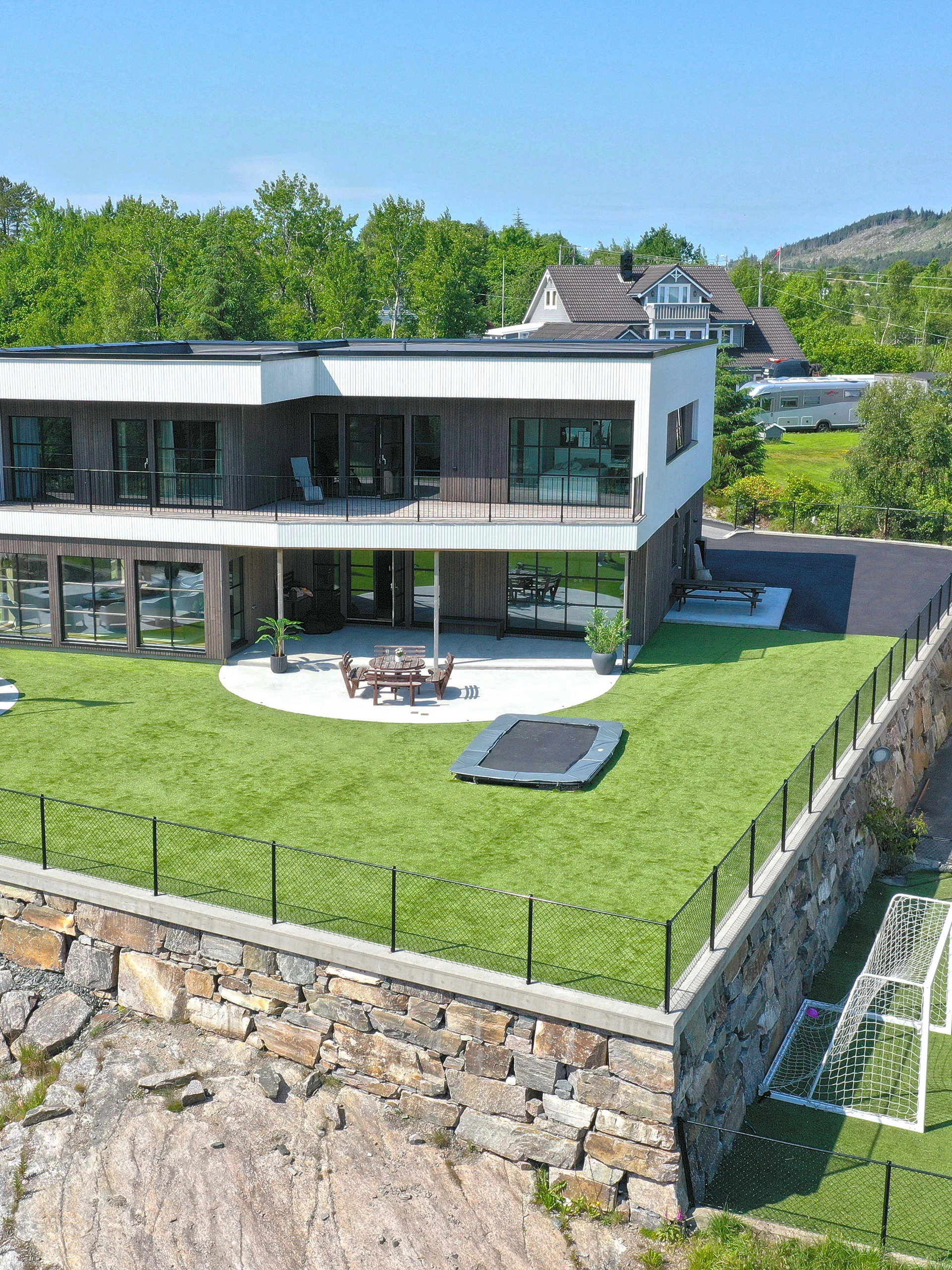 Kunstgress Grinde 4x25m Rull 5 Kunstgress Grinde 4x25m Rull - Bilde 3