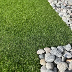Kunstgress Hervik 2x25m Rull -Møbler Salgsbutikk org kunstgress hervik 11