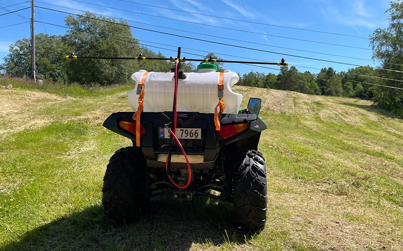 ATV Sprøytetank 70 Liter 12 Volt 10 ATV Sprøytetank 70 Liter 12 Volt - Bilde 8